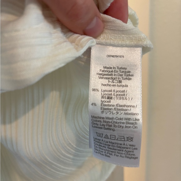 Women's Cream Button-Up Ribbed Top - Picture 4 of 5